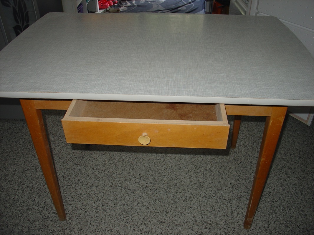 Alter Tisch Esstisch Kuchentisch Holztisch Mit Eine Schublade Rar Vintage Ebay