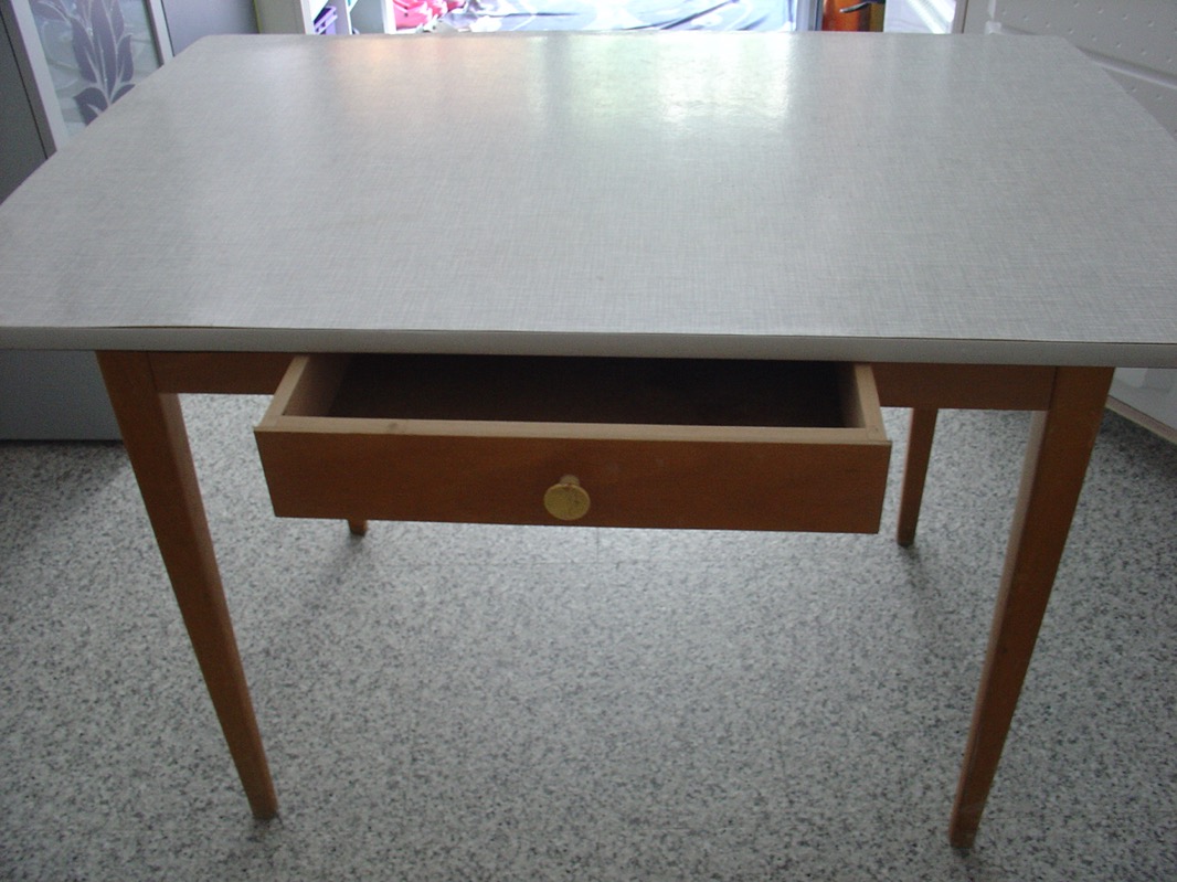 Alter Tisch Esstisch Kuchentisch Holztisch Mit Eine Schublade Rar Vintage Ebay